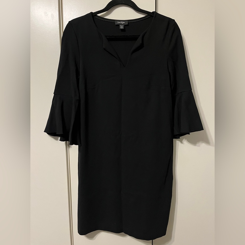 Lord & Taylor little black dress size small
